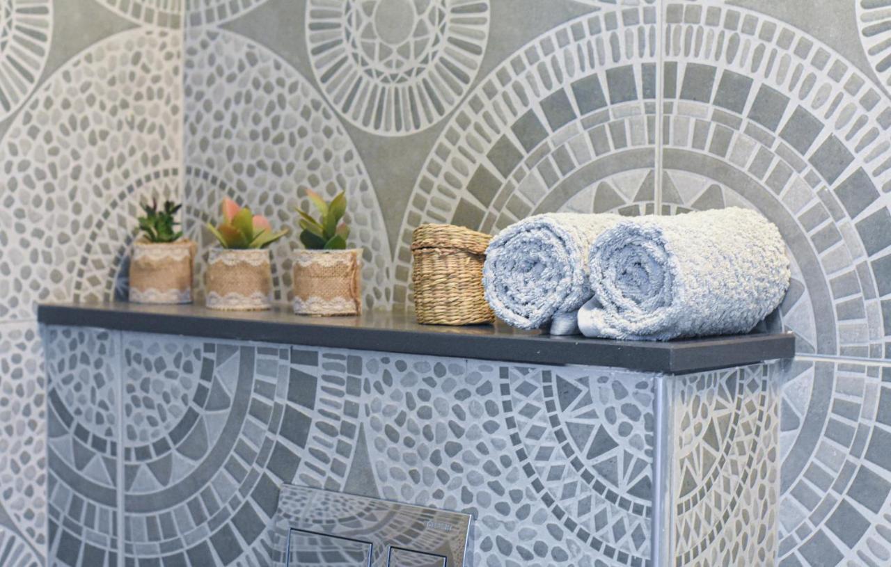 Sunshine Suite Boutique Only 5 Min Walk To The Beach - By Seaelo Ελάτ Εξωτερικό φωτογραφία